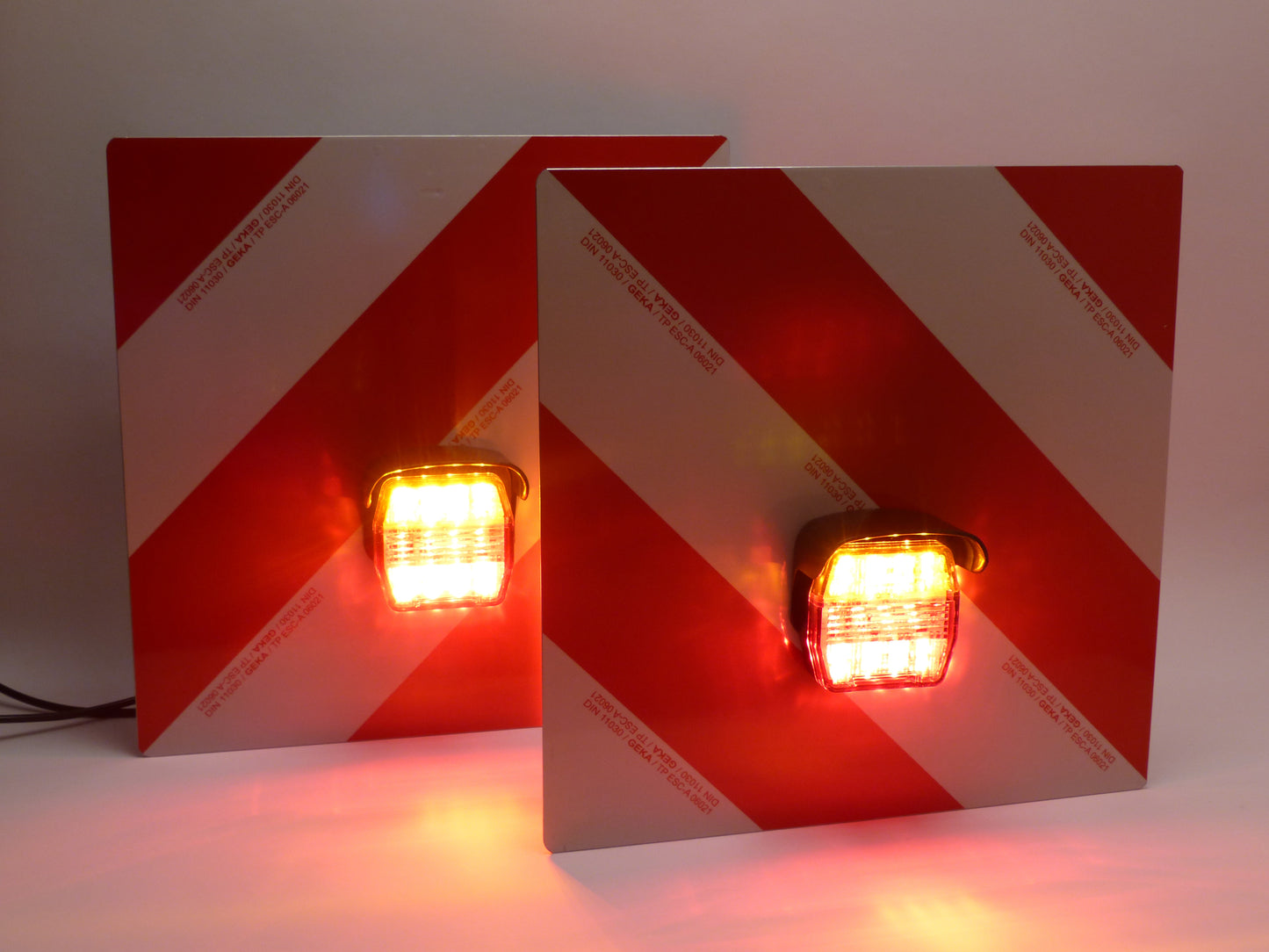 Set di pannelli di segnalazione a LED con illuminazione LED su un lato AGRI